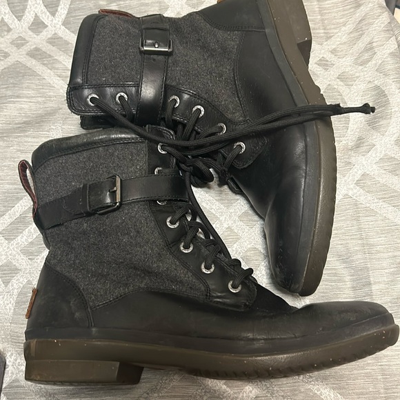 Ugg Australia Women Kesey Leather Waterproof Boots shoes sz 8. Preworn. - Picture 1 of 13